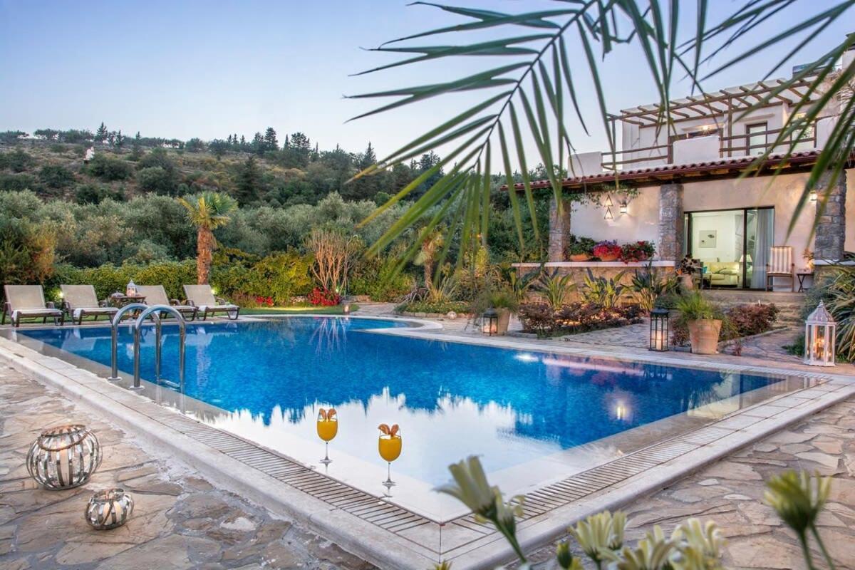 Chania Secluded Gem - Kallithea Private Pool Villa Pemonia Екстер'єр фото